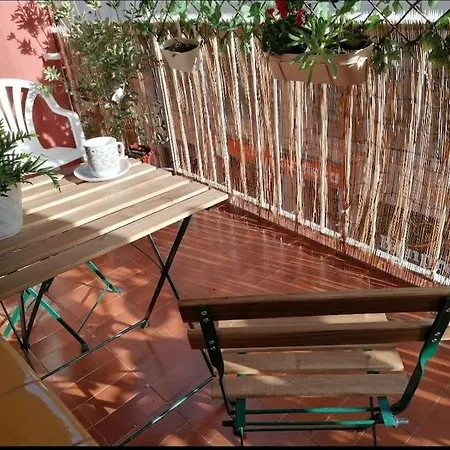 Spacious Family Flat Centrally Located. Apartment Palamos