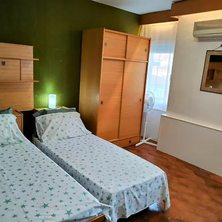 Spacious Family Flat Centrally Located. *